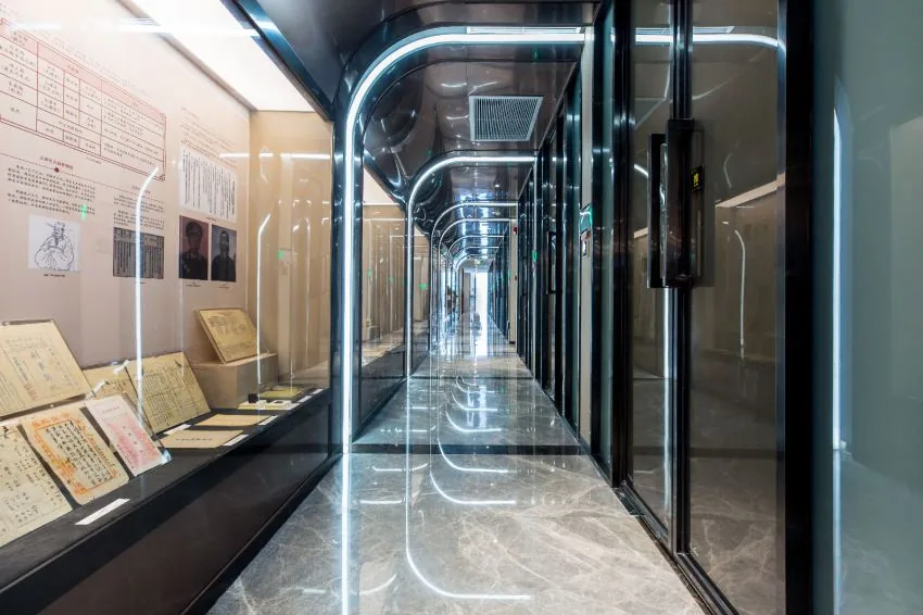 Exhibition corridor in the Shenzhen Zhuojian Legal Museum